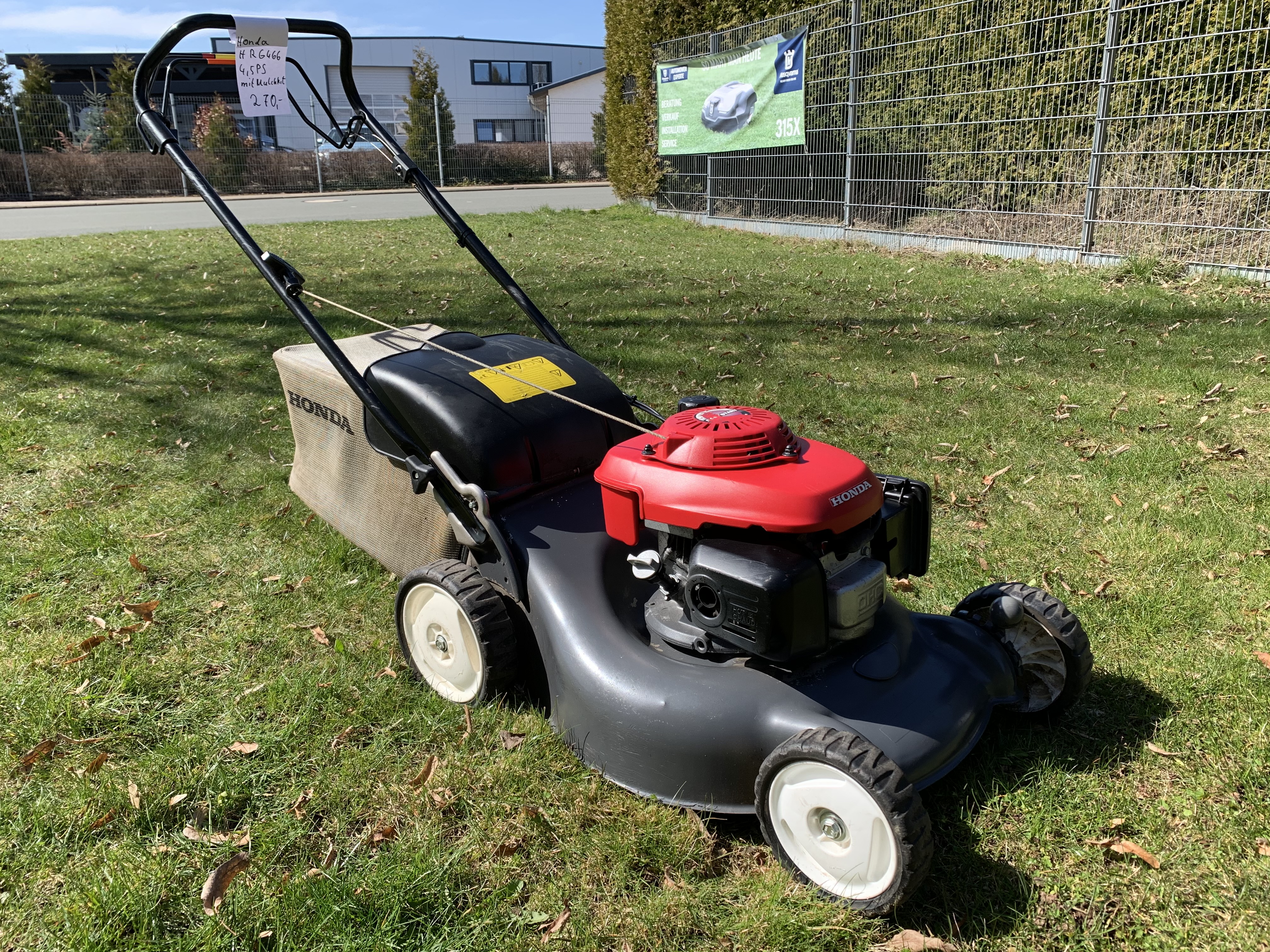 IMG_7761 Rasenmäher (Benzin)